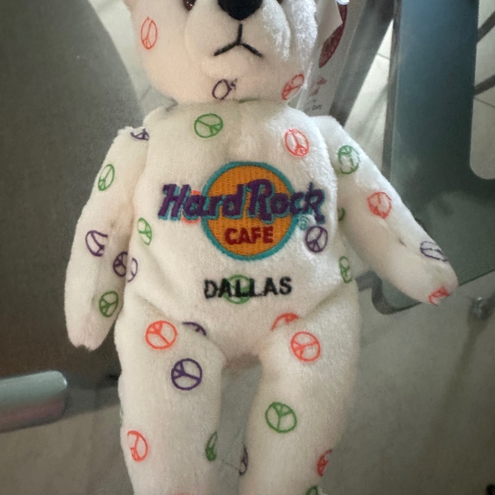 Hard Rock Cafe Houston Peace Symbol Teddy Bear-limited edition collectible